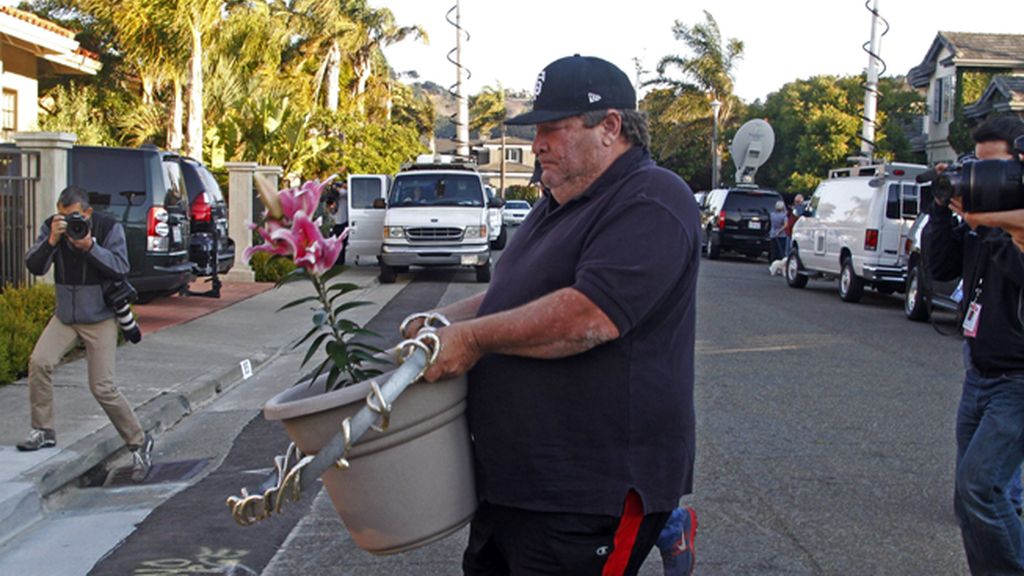 Los fans se han acercado para darle un último adiós