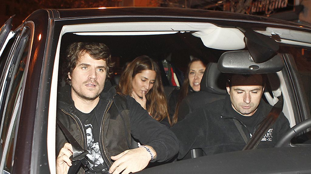 Guti presume de novia oficial y se marca una bromita