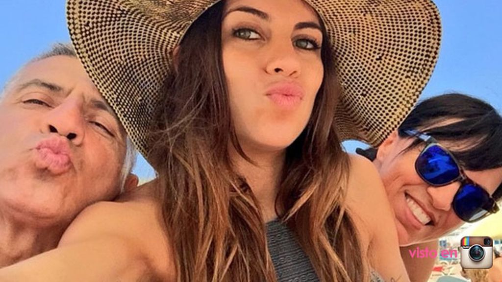Piscina, antojos y patucos: así están viviendo el embarazo Melissa Jiménez y Marc Bartra