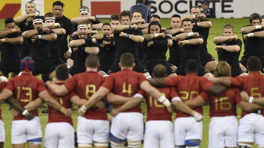 La Haka de Nueva Zelanda frente a Francia