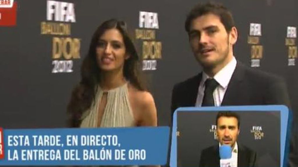 Ellos recogen los premios y ellas deslumbran en la gala del Balón de Oro