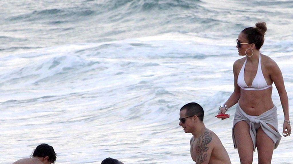 Jennifer López, Casper, el guardaespaldas y los niños, en Río de Janeiro