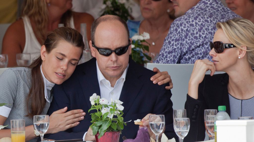 Los de Mónaco hacen una versión 'casual' del banquete nupcial