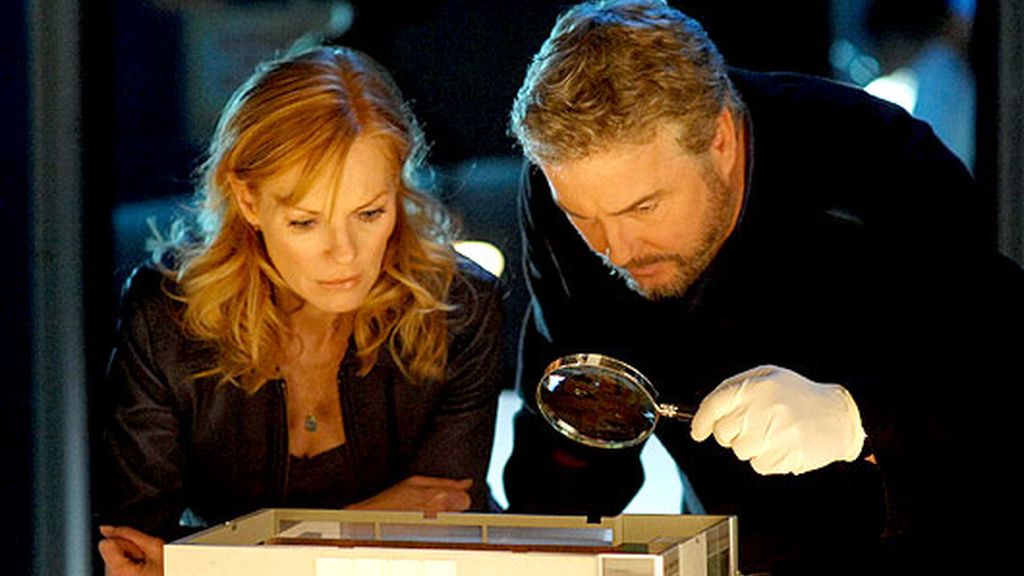 Cap. 16, T.7: 'Monstruo en una caja'