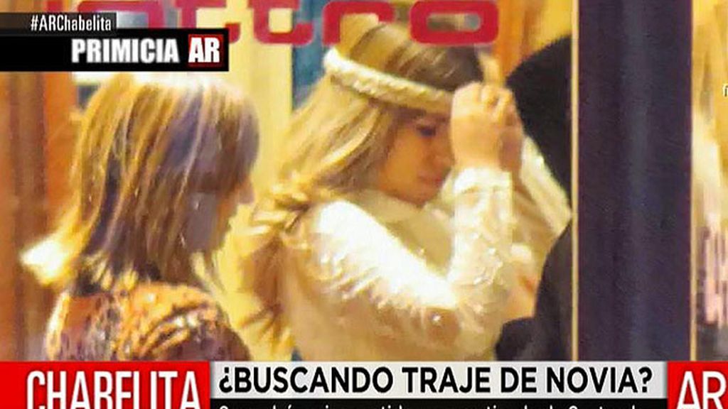 Chabelita, Alejandro y su madre pasaron una tarde de compras por Santander