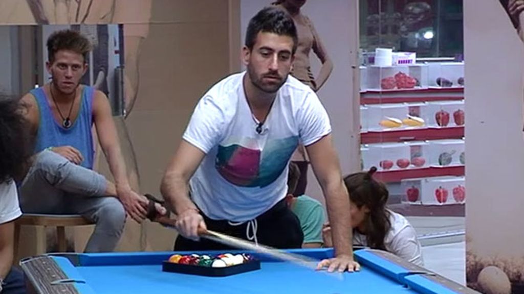 Ninguno de sus compañeros quiso perderse el duelo