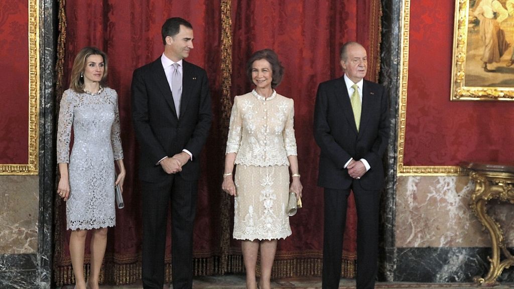 El rey Don Juan Carlos, la reina Sofía y los Príncipes de Asturias
