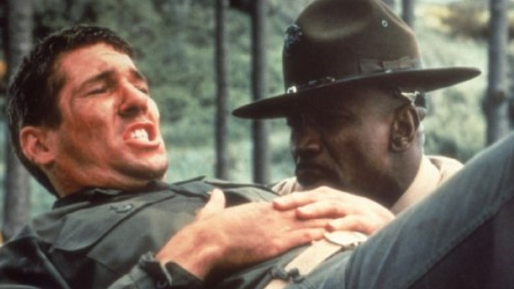 Louis Gossett en 'Oficial y caballero'