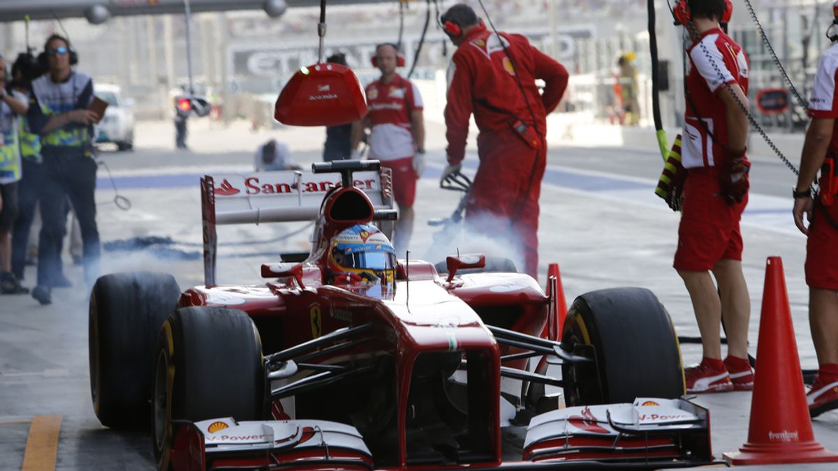 Alonso en el Gran Premio de Fórmula 1 Dhabi Abu