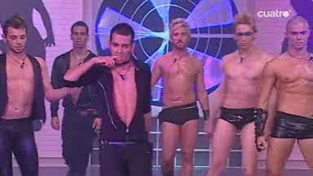 Coreografía "Fuego" de los chicos