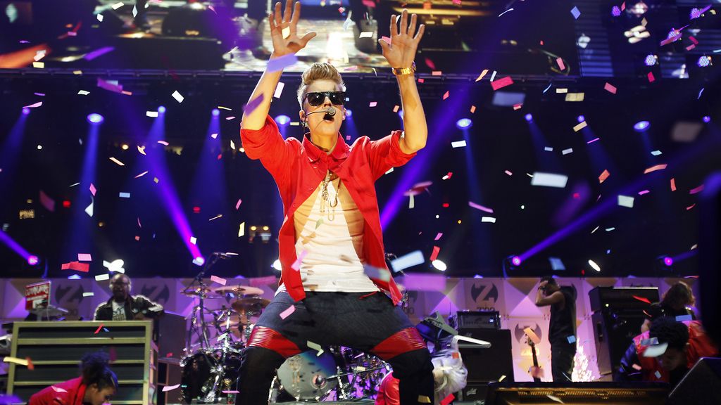 Justin Bieber actúa en el 'Jingle Ball'