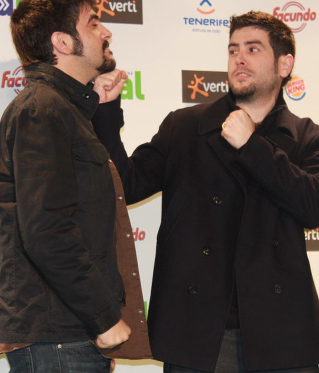 Famosos y premiados en el photocall de los Premios Cadena Dial
