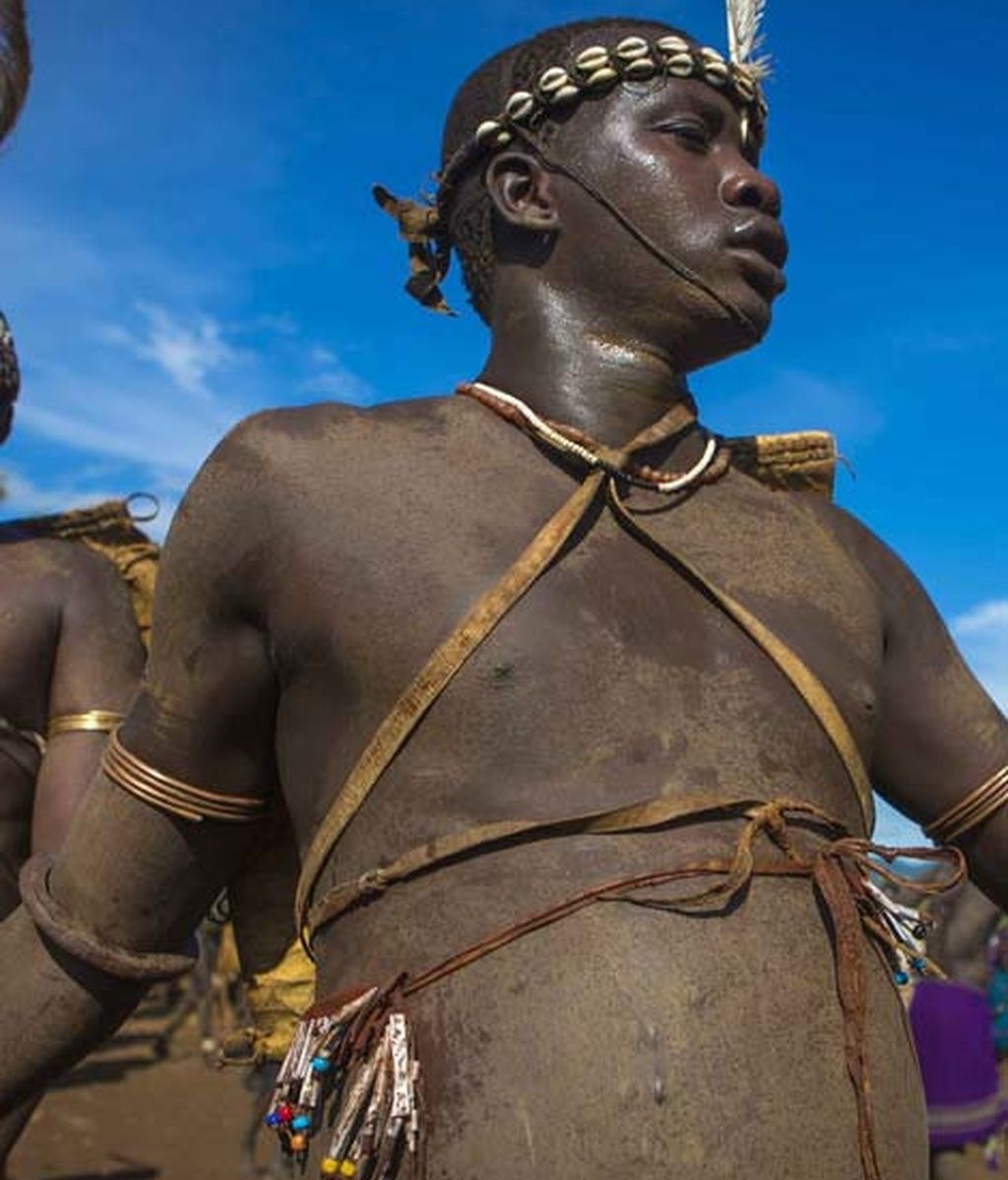 Competición por ser el hombre más gordo de la tribu