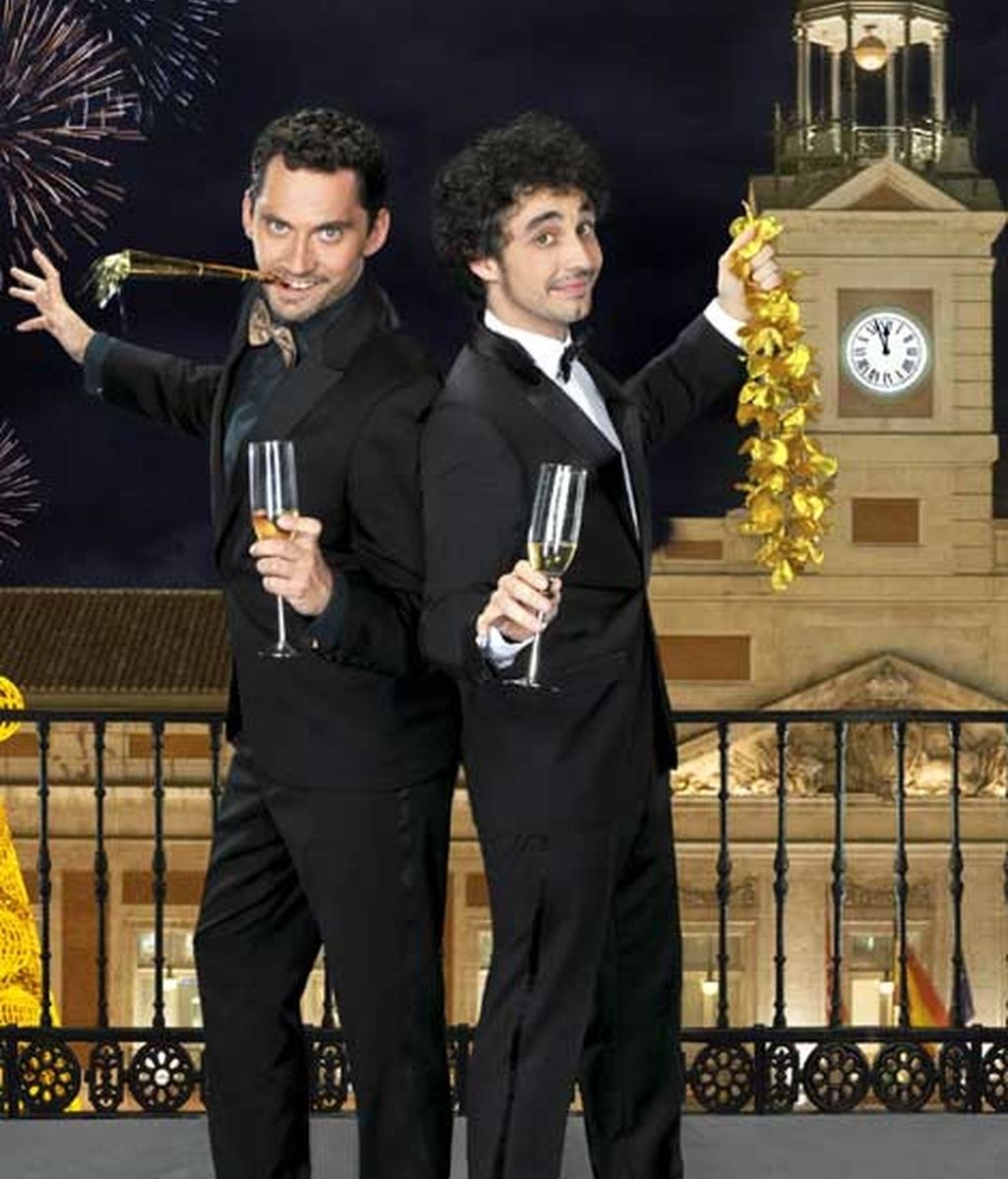 Los protagonistas de Aída se visten de gala para dar las campanadas