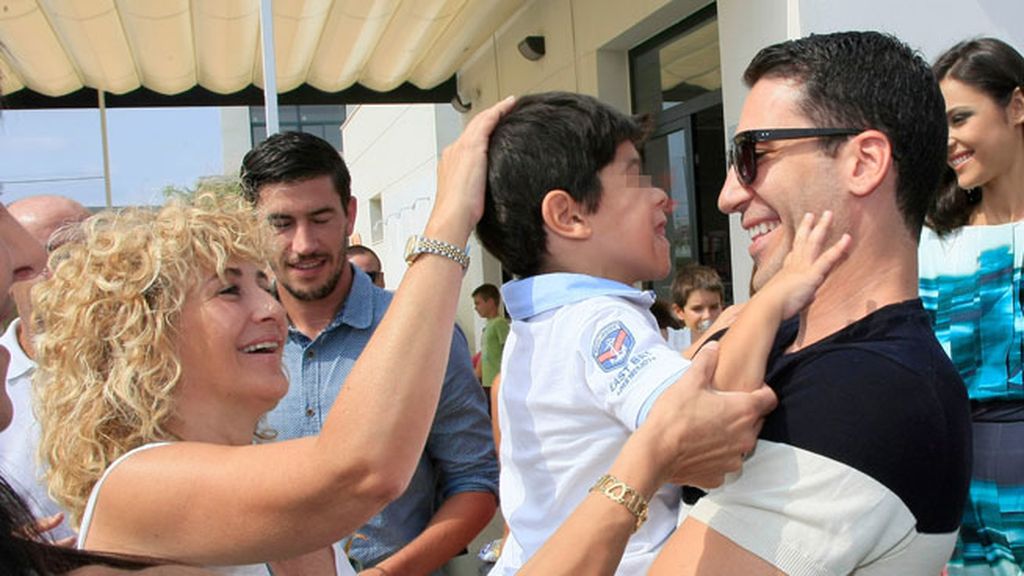 Miguel Ángel y su madre, inseparables