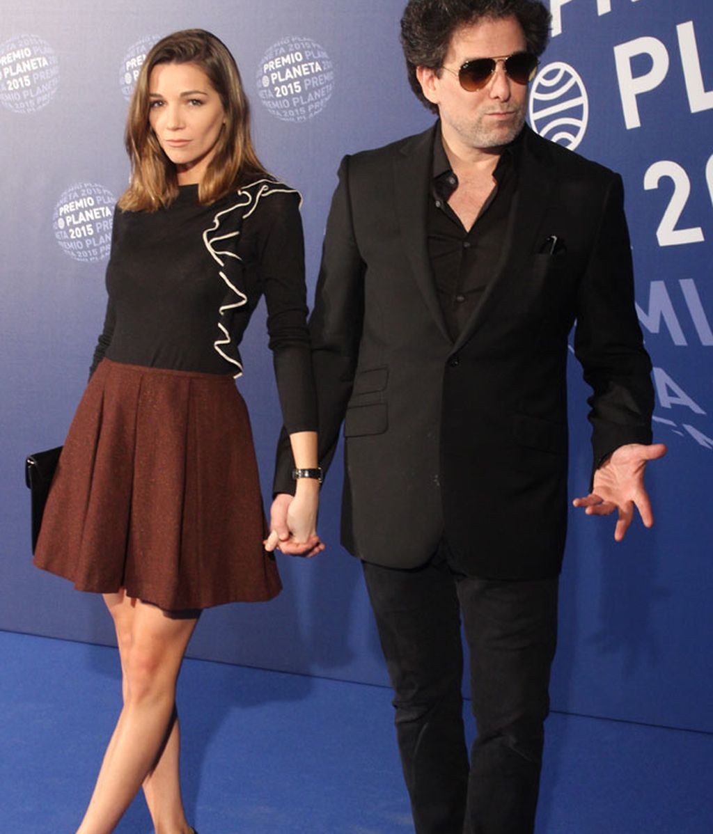 Andrés Calamaro, con look total black