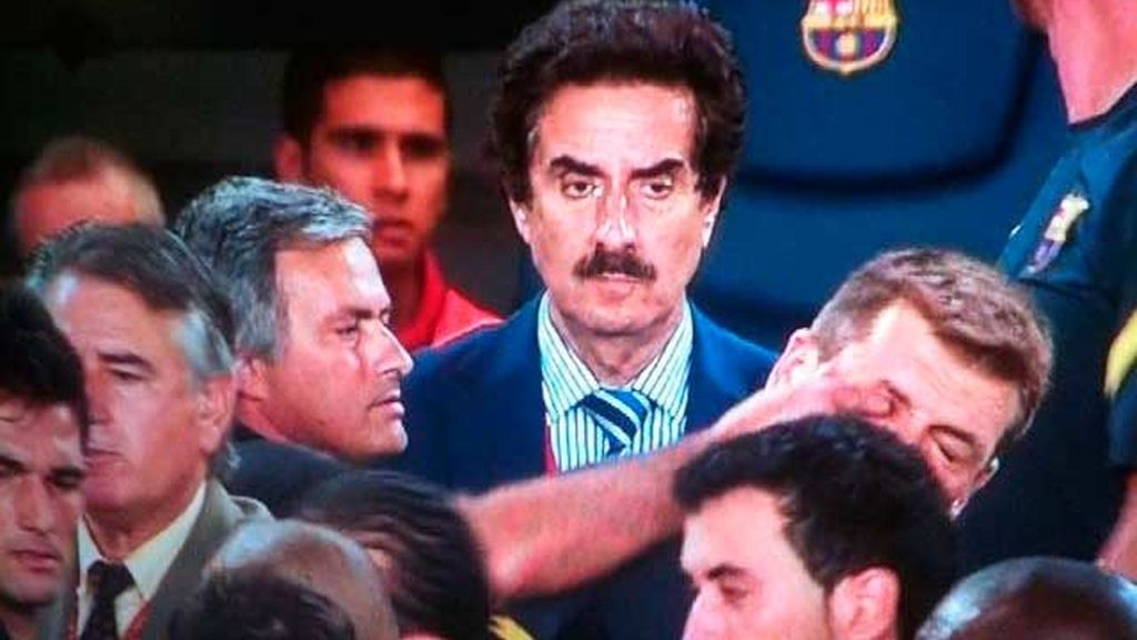 El hombre del bigote El hombre del bigote