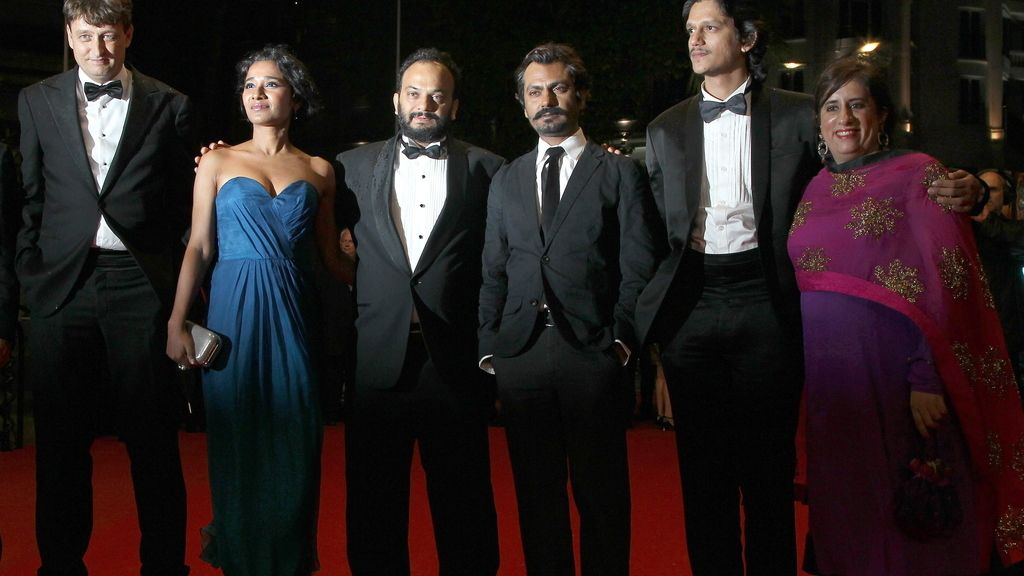 Actores de la película india 'Monsoon Shootout'