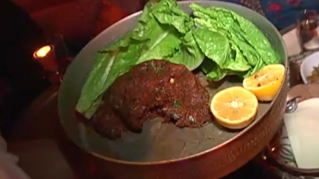 80 euros, cena y espectáculo