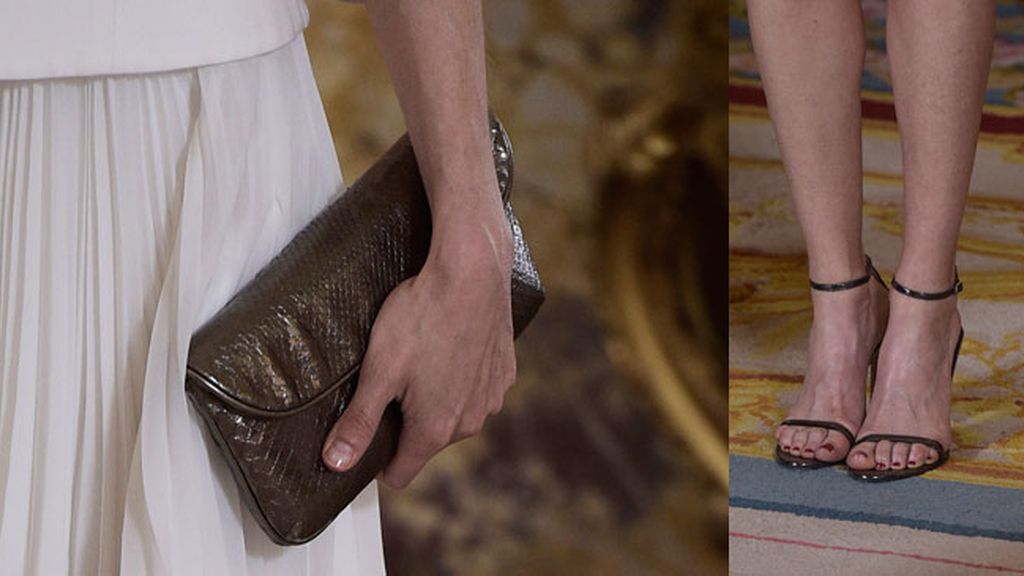 La elegancia de la reina Letizia durante el Día de las Fuerzas Armadas