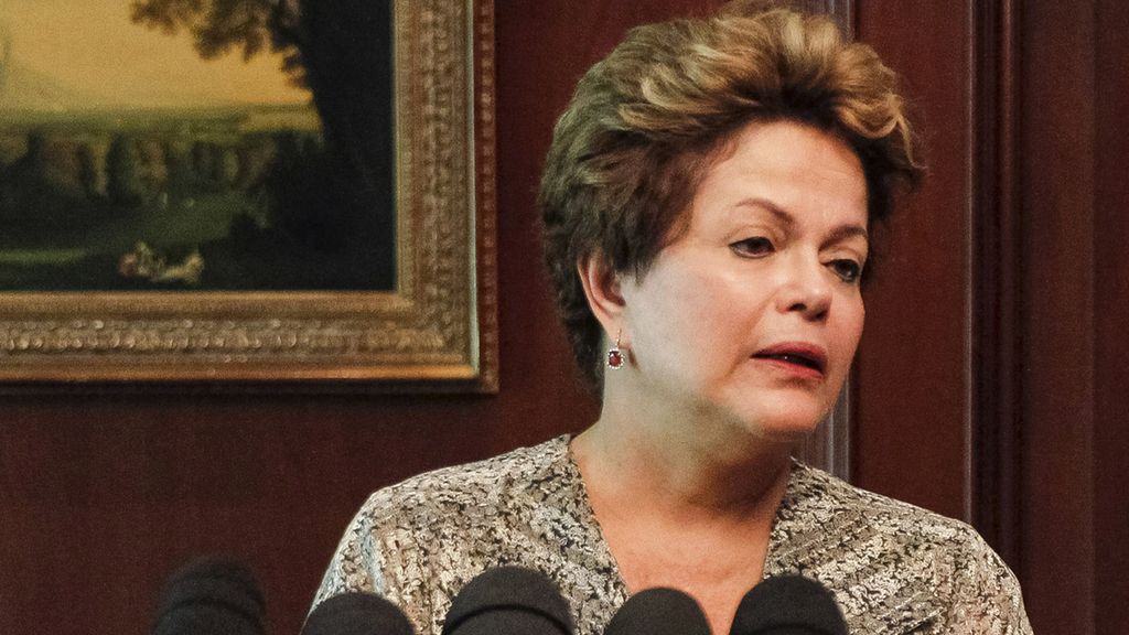 Dilma Rousseff se dirige a Santa María tras la tragedia de la discoteca Dilma Rousseff se dirige a Santa María tras la tragedia de la discoteca