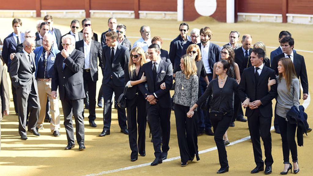 La familia Manzanares muy unida ante la pérdida de su padre