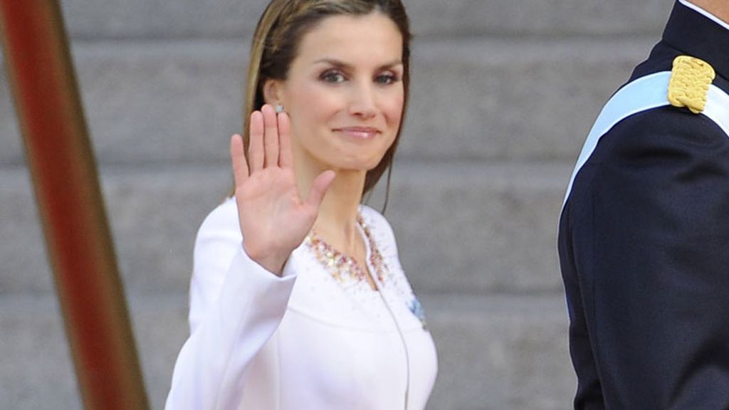 Letizia, con un Varela corto