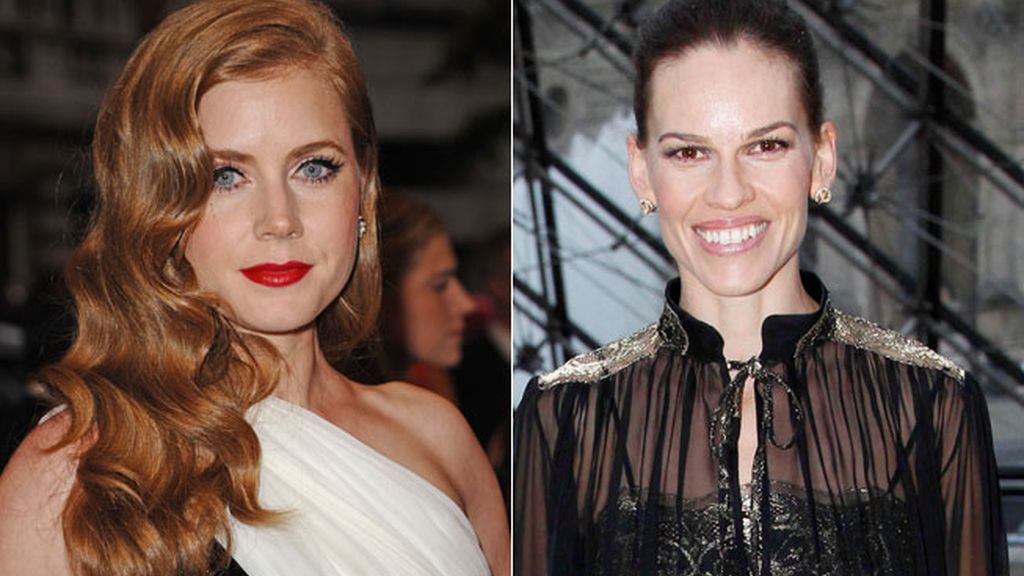 Amy Adams, y Hilary Swank, 37