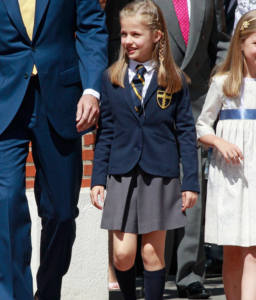 La Princesa Leonor con el uniforme de gala del colegio