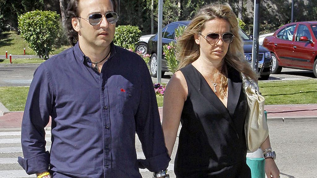 Iker Kiménez y Carmen Porter