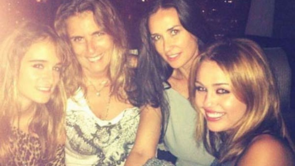 Las fotos de Demi Moore en Twitter