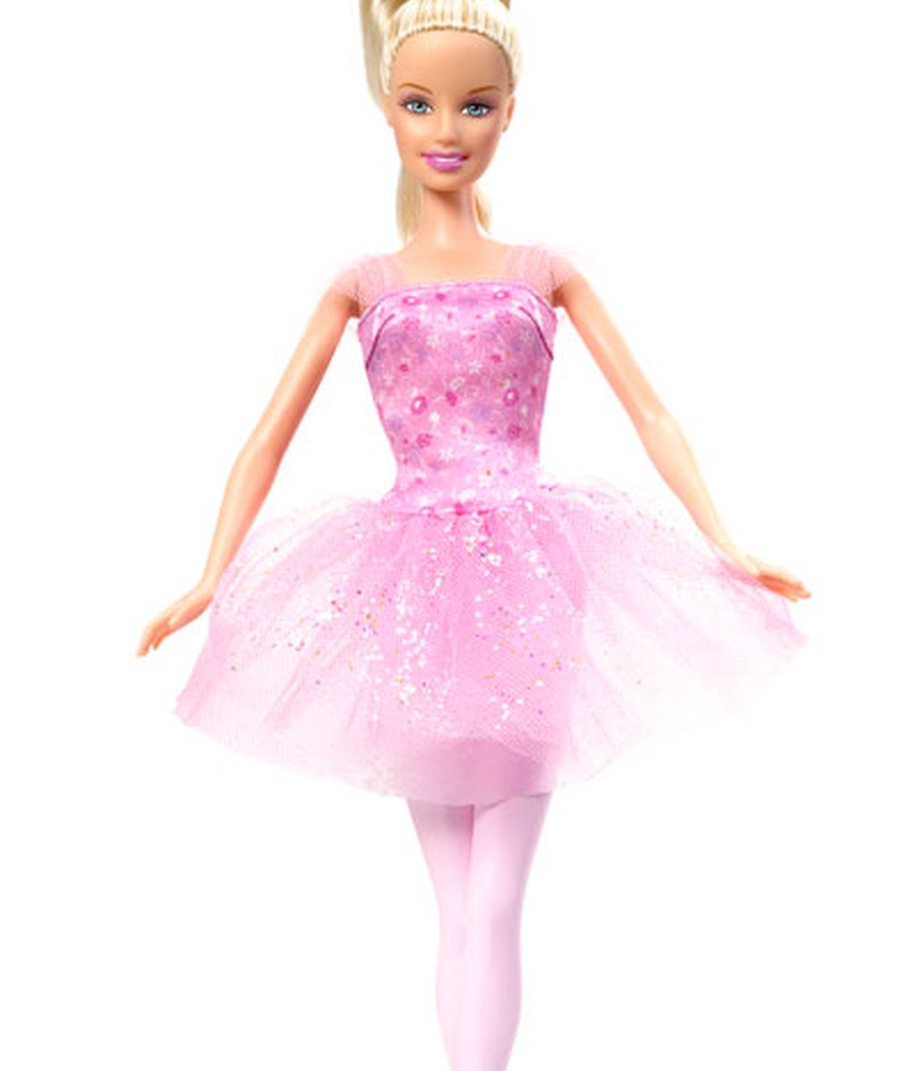 Barbie se saca las carreras de periodismo e informática