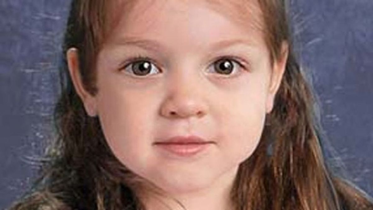 Búsqueda desesperada para identificar a una niña hallada muerta en el puerto de Boston