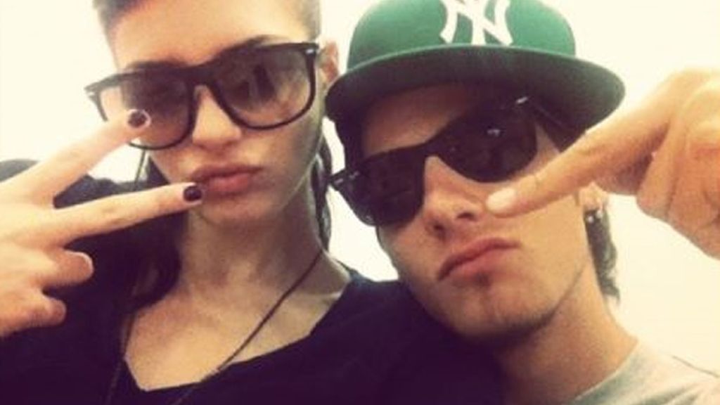 Joel Bosqued y Andrea Duro, prometidos en el primer aniversario de su amor