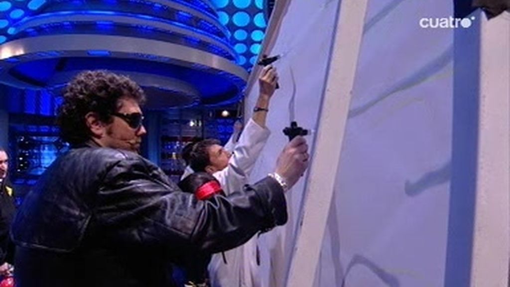 El Hombre de negro demuestra todo el arte que lleva dentro