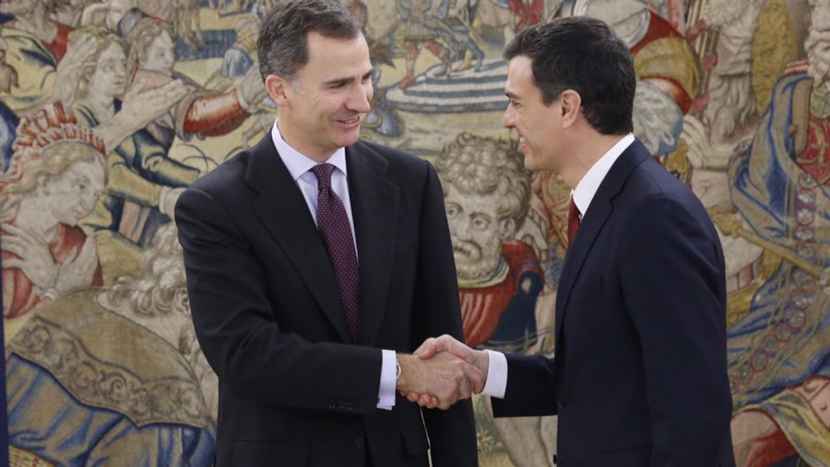 El rey Felipe VI recibe a Pedro Sánchez