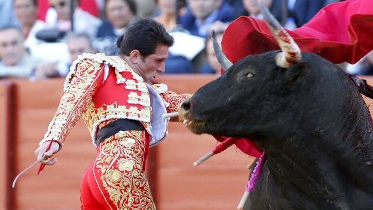'Joselillo', durante la corrida en Sevilla. Foto: EFE