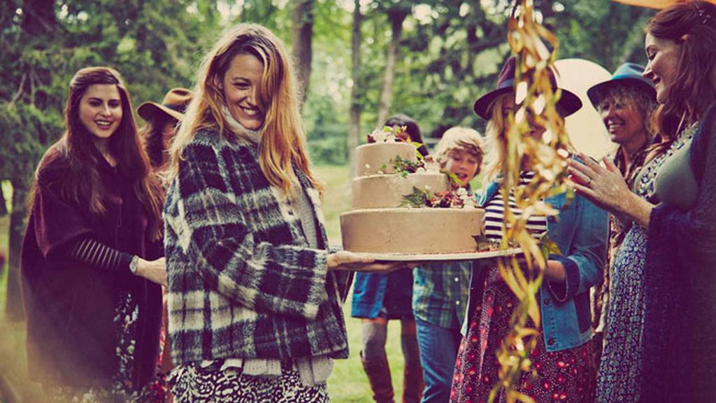 Tartas, fruta, regalos y globos: así ha sido el 'baby shower vintage' de Blake Lively