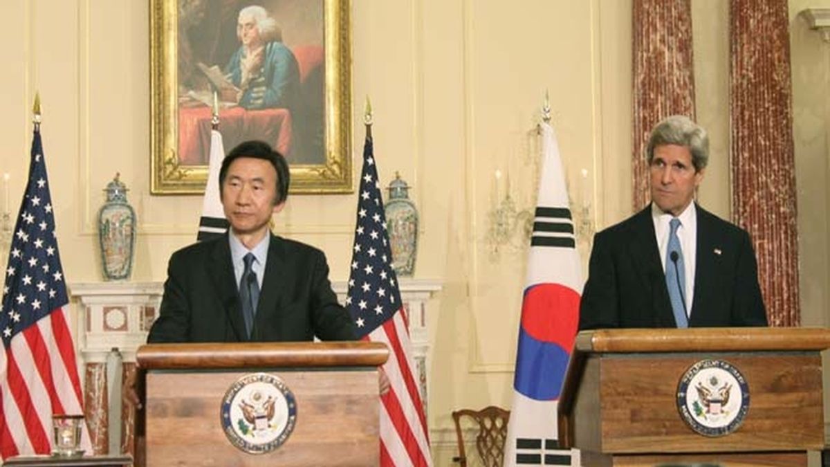 Johny Kerry se reúne con su homólogo de Corea del Sur