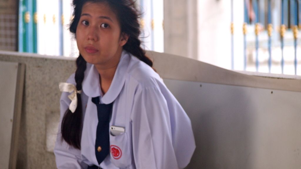 Joven, mujer y estudiante en Bangkok