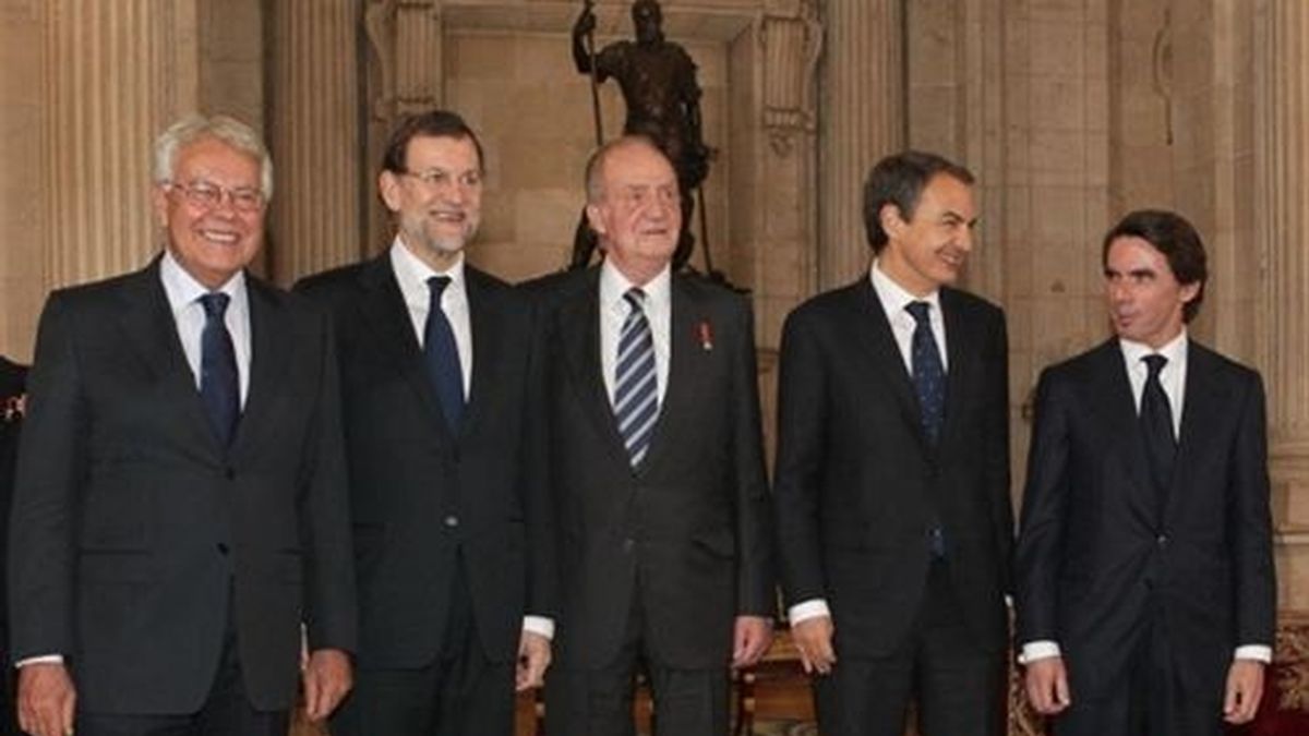 Felipe González, Mariano Rajoy, Don Juan Carlos, José Luis Rodríguez Zapatero y Jose María Aznar