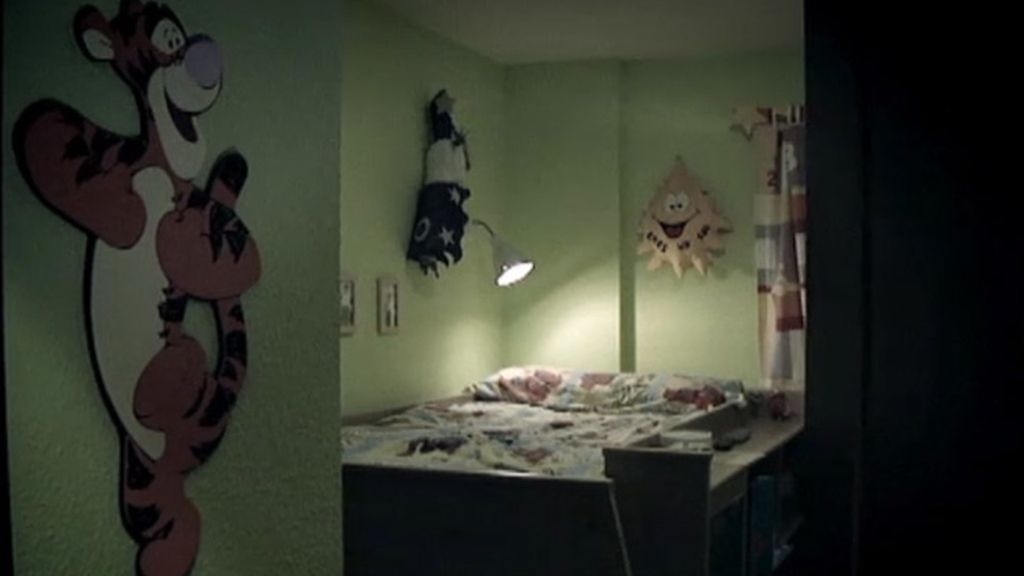 El hombre del sombrero y vírgenes que lloran sangre