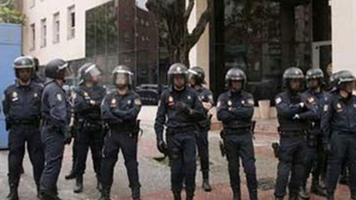 Policías y guardias civiles comienzan una huelga de celo. Vídeo:Atlas