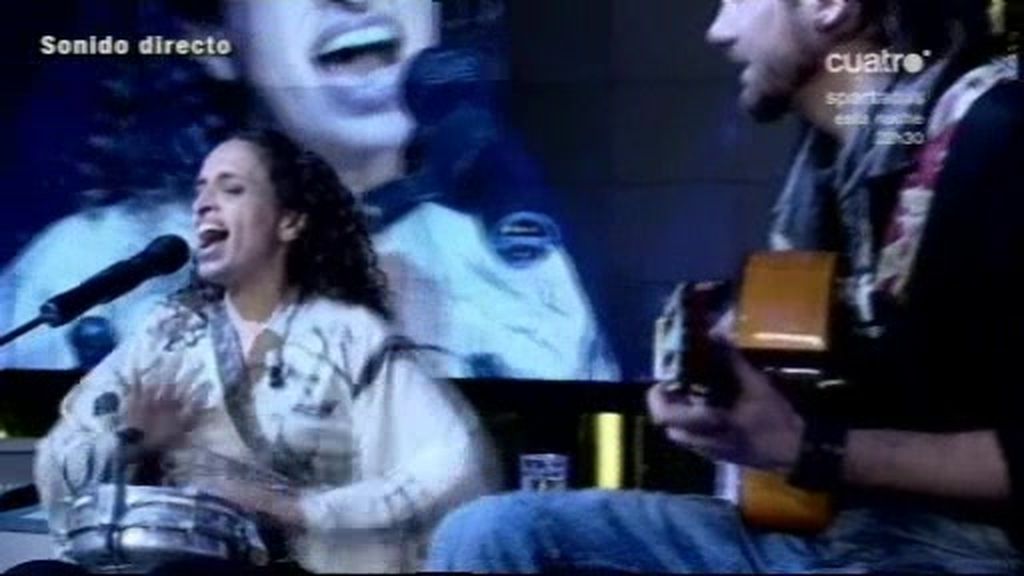 El temazo del Plan B en directo