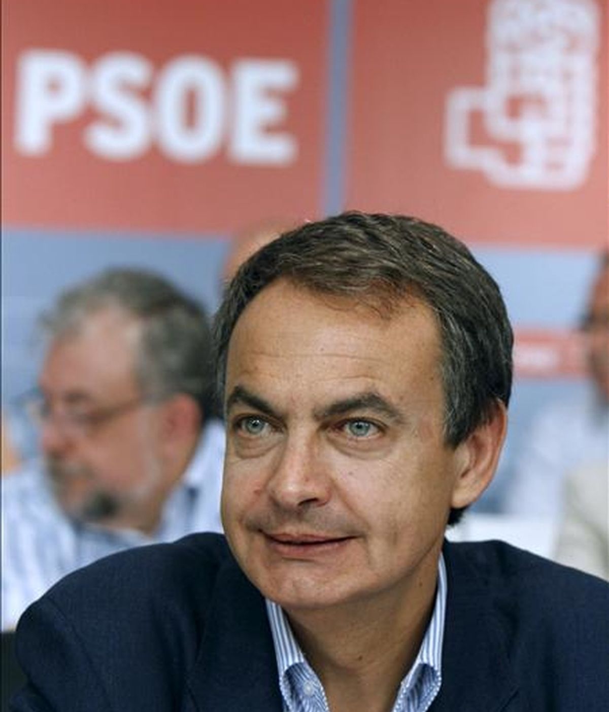El presidente del Gobierno y lider del PSOE, José Luís Rodríguez Zapatero, durante la reunión del Comité Federal de este partido, que dará el visto bueno al inicio del proceso para preparar las candidaturas de las elecciones autonómicas y municipales de 2011. EFE