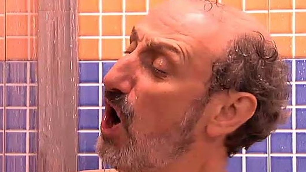 ¡Araceli y Enrique juntos en la ducha!