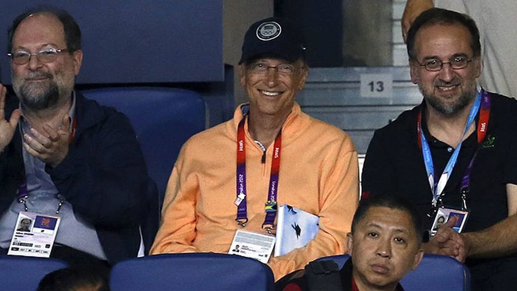 Bill Gates no se perdió la semifinal en la que jugó Roger Federer