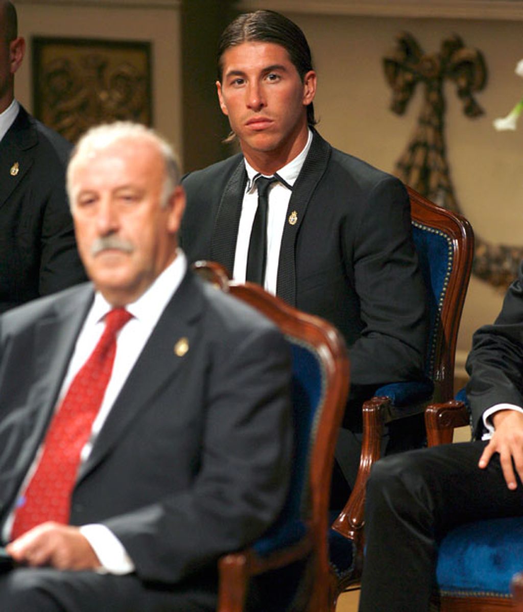 2010: Miembro de la selección galardonada con el Premio Príncipe de Asturias