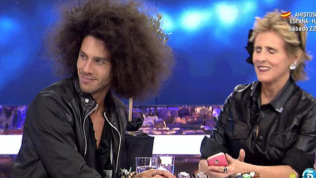 Los 'Pelochos' se ha recibido con besos y abrazos