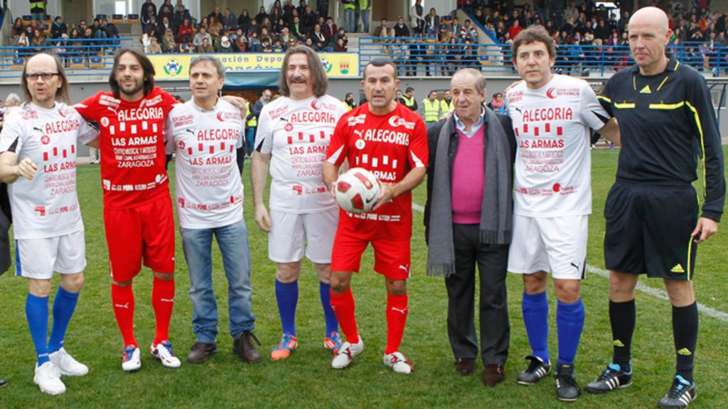 Deportividad y mucho sentido del humor entre los jugadores de los dos equipos